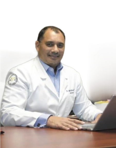 Foto de Dr. Roberto Muñoz Louis como Médicos Reumatólogos